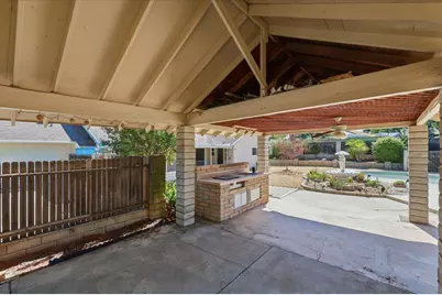 230 E Sunset Drive N, Redlands, CA 92373 - Photo 38