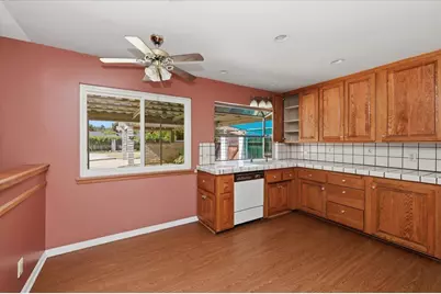 230 E Sunset Drive N, Redlands, CA 92373 - Photo 16