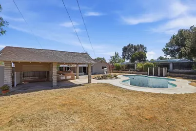 230 E Sunset Drive N, Redlands, CA 92373 - Photo 30