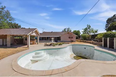 230 E Sunset Drive N, Redlands, CA 92373 - Photo 34