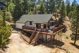 819 Cameron Dr, Big Bear Lake, CA 92315 - Photo 2