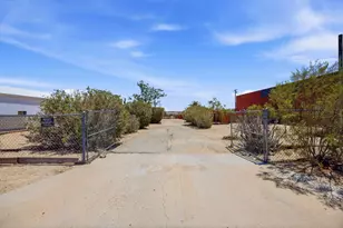 6757 Adobe Rd, 29 Palms, CA 92277 - Photo 10