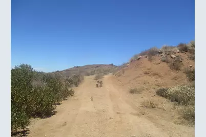 028 N Hughes Canyon, Acton, CA 93510 - Photo 14