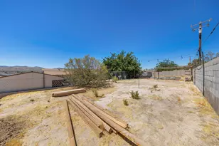 57530 Warren Way, Yucca Valley, CA 92284 - Photo 32