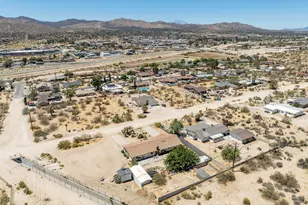 57530 Warren Way, Yucca Valley, CA 92284 - Photo 38