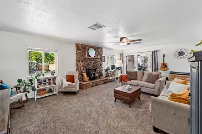 57530 Warren Way, Yucca Valley, CA 92284 - Photo 6