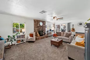 57530 Warren Way, Yucca Valley, CA 92284 - Photo 6