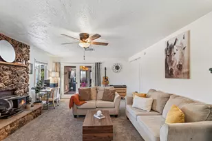 57530 Warren Way, Yucca Valley, CA 92284 - Photo 8