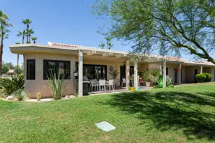 35918 Paseo Circulo E, Cathedral City, CA 92234 - Photo 16