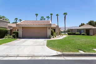 35918 Paseo Circulo E, Cathedral City, CA 92234 - Photo 2
