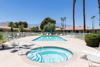 35918 Paseo Circulo E, Cathedral City, CA 92234 - Photo 20