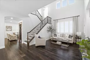 23505 Gentian Ct, Valencia, CA 91354 - Photo 2