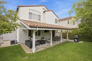 23505 Gentian Ct, Valencia, CA 91354 - Photo 24