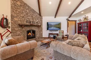 32311 Rim of the World Dr, Fawnskin, CA 92333 - Photo 14