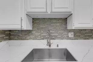 910 Island Dr, Rancho Mirage, CA 92270 - Photo 18