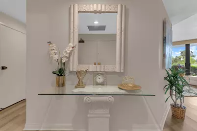 910 Island Drive #112, Rancho Mirage, CA 92270 - Photo 6