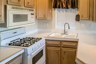 70200 Dillon Road, Desert Hot Springs, CA 92241 - Photo 10