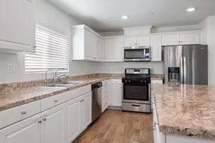 67390 Rio Naches Rd, Cathedral City, CA 92234 - Photo 12