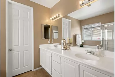11828 Evening Sky Drive, Desert Hot Springs, CA 92240 - Photo 18
