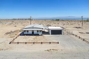 786 Molokai Ave, Thermal, CA 92274 - Photo 2