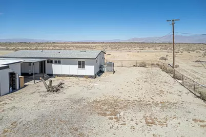 786 Molokai Avenue, Thermal, CA 92274 - Photo 6
