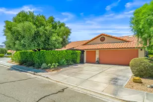 67888 Marilyn Cir, Cathedral City, CA 92234 - Photo 2