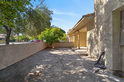 32450 Desert Vista Road, Cathedral City, CA 92234 - Photo 22