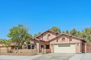 27325 Ventura Dr, Cathedral City, CA 92234 - Photo 2