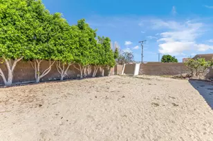 13437 Via Real, Desert Hot Springs, CA 92240 - Photo 34