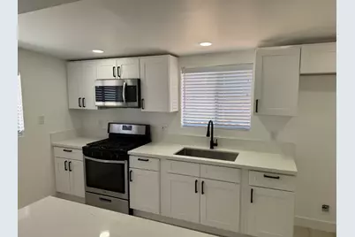 788 Cambria Avenue, Landers, CA 92285 - Photo 4