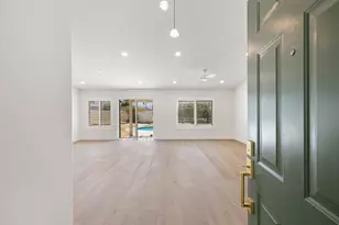 76 Sutton Pl S, Palm Desert, CA 92211 - Photo 4