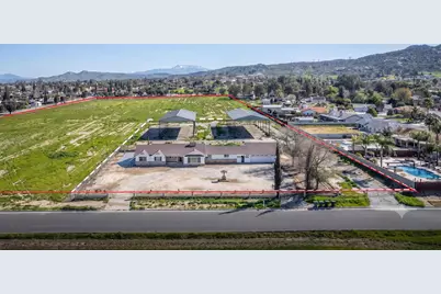 22060 Olivas, Nuevo, CA 92567 - Photo 2