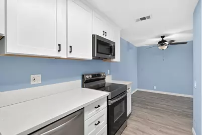2812 N Auburn Court #210, Palm Springs, CA 92262 - Photo 12
