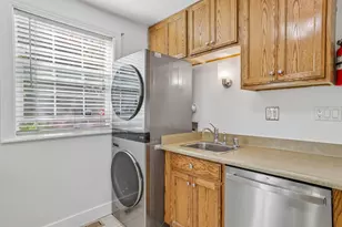 4844 Daisy St, Oakland, CA 94619 - Photo 10