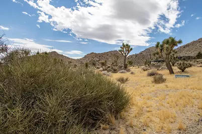 8021 Wesley Road, Joshua Tree, CA 92252 - Photo 18