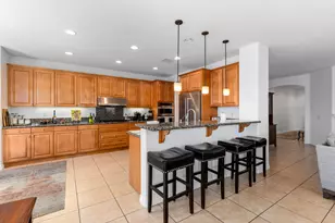 240 Paseo Vista Cir, Palm Desert, CA 92260 - Photo 16