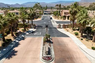 240 Paseo Vista Cir, Palm Desert, CA 92260 - Photo 58