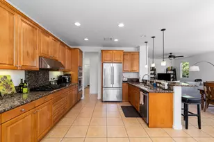 240 Paseo Vista Cir, Palm Desert, CA 92260 - Photo 20