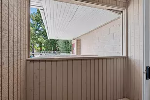 420 N Villa Ct, Palm Springs, CA 92262 - Photo 12