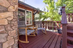 1126 Crags Ln, Fawnskin, CA 92333 - Photo 4