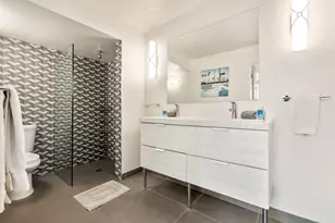 1111 E Palm Canyon Dr, Palm Springs, CA 92264 - Photo 26