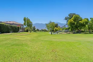 48 Pebble Beach Dr, Rancho Mirage, CA 92270 - Photo 38