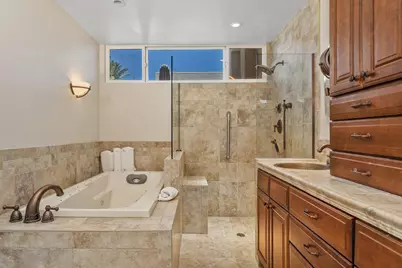 48 Pebble Beach Drive, Rancho Mirage, CA 92270 - Photo 18