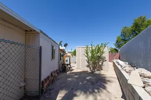 69350 Parkside Dr, Desert Hot Springs, CA 92241 - Photo 20
