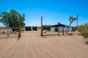 1587 Deer Trail, Yucca Valley, CA 92284 - Photo 2