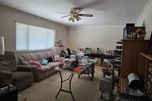 26660 Oakmont Dr, Sun City, CA 92586 - Photo 12