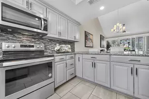 259 Santa Barbara Cir, Palm Desert, CA 92260 - Photo 16