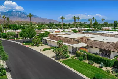 34 Duke Drive, Rancho Mirage, CA 92270 - Photo 2