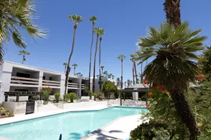5301 E Waverly Dr, Palm Springs, CA 92264 - Photo 2