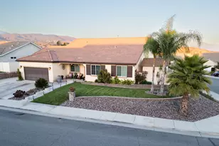 102 Knoll Crest Dr, Calimesa, CA 92320 - Photo 2